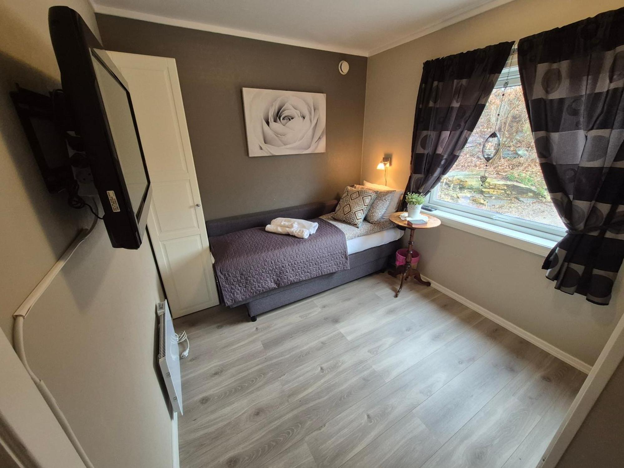 Mormors Basseng Apartamento Kristiansand Exterior foto