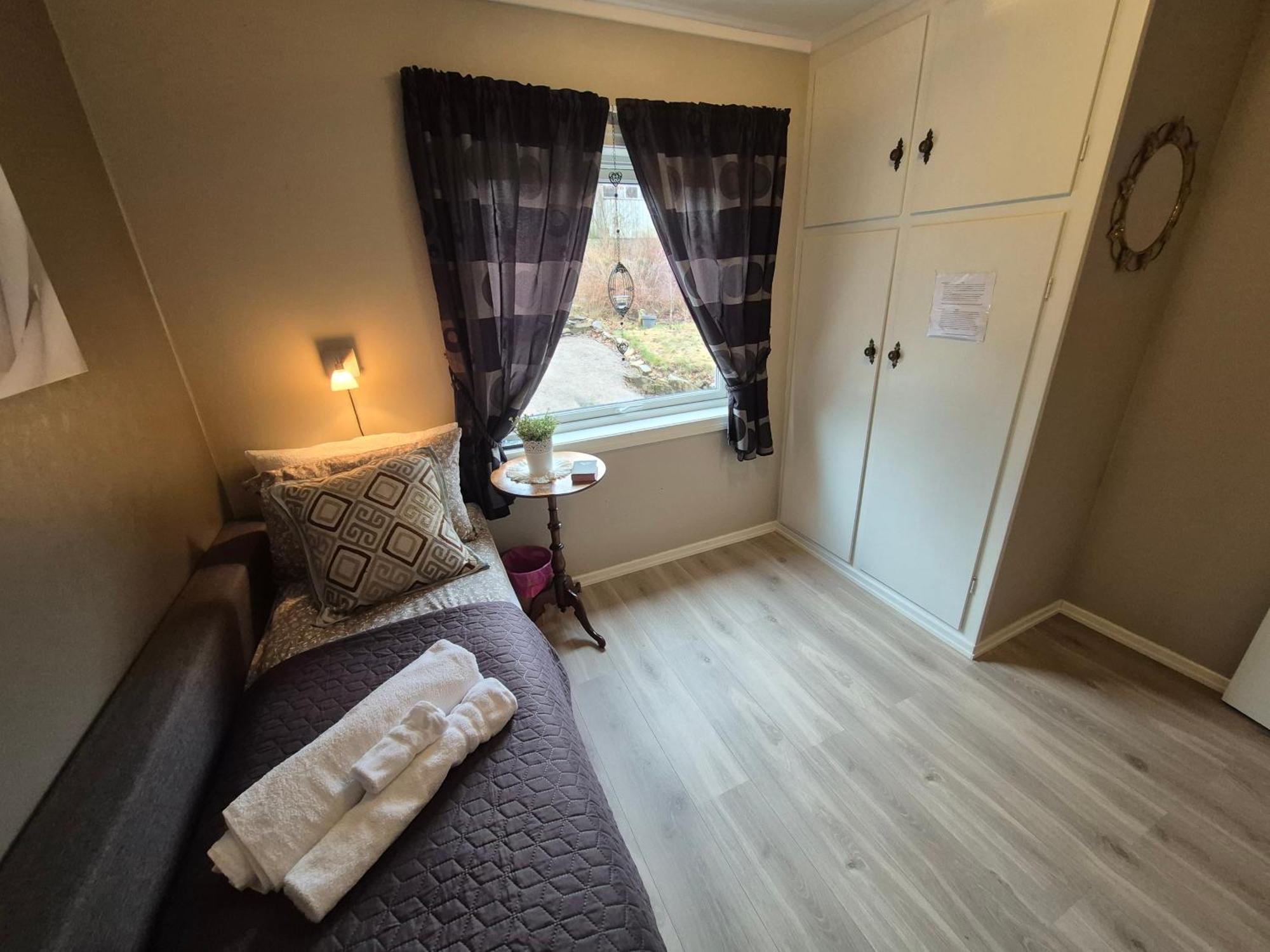 Mormors Basseng Apartamento Kristiansand Exterior foto